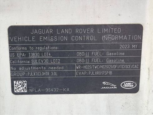 Used 2023 Land Rover Defender 110 SE AWD/4WD image 21