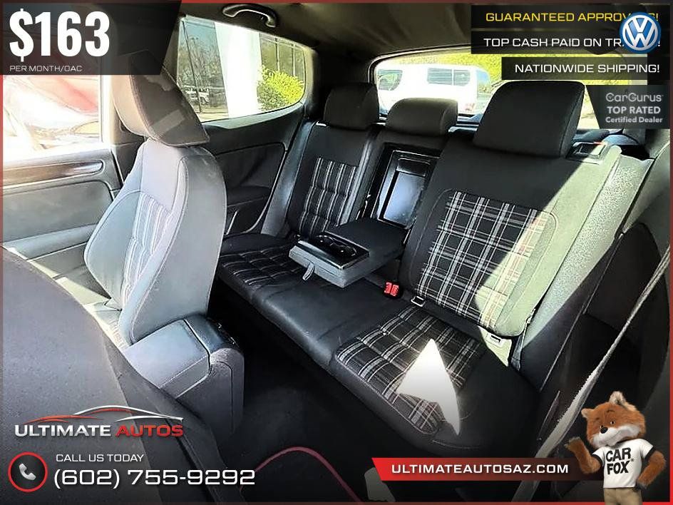 Used 2011 Volkswagen Golf 2-Door FWD image 34