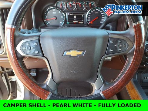 Used 2015 Chevrolet Silverado 1500 High Country w/ High Country Premium Package image 19