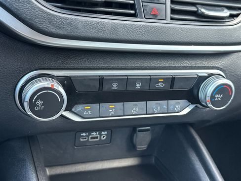 Certified 2022 Nissan Altima 2.5 SV image 19