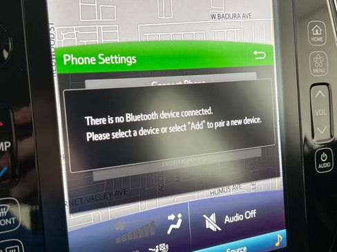 Used 2022 Toyota Prius Prime XLE image 37