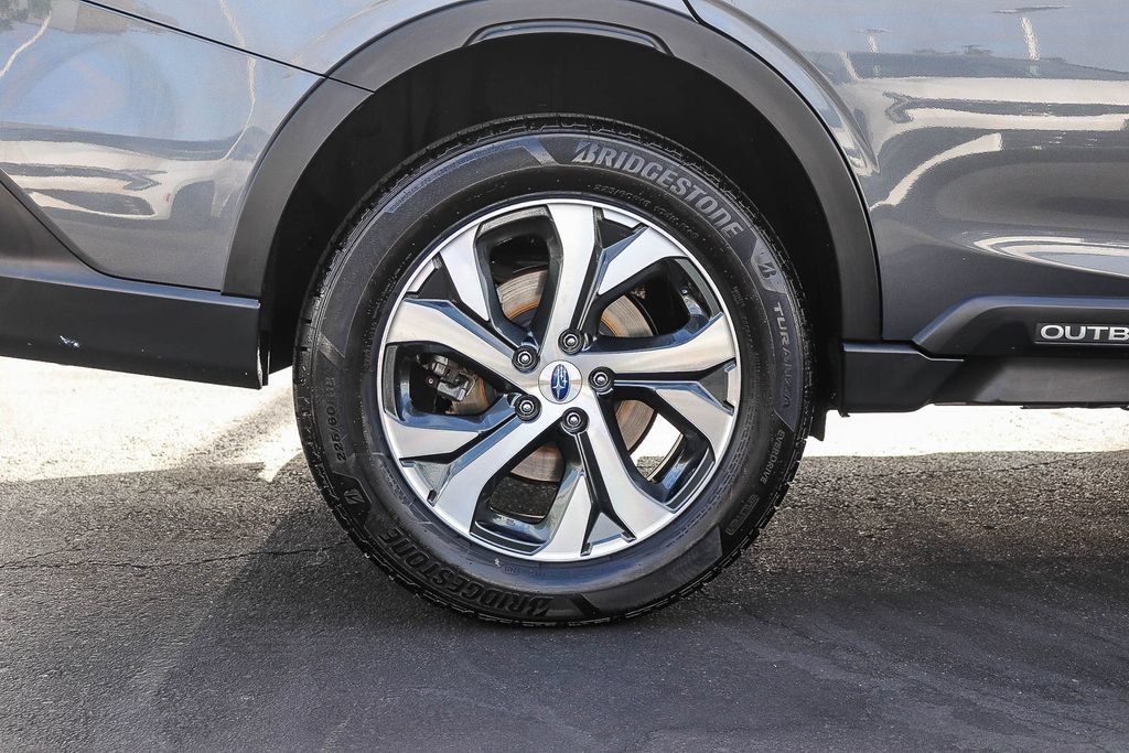 Certified 2022 Subaru Outback Touring XT AWD/4WD image 14