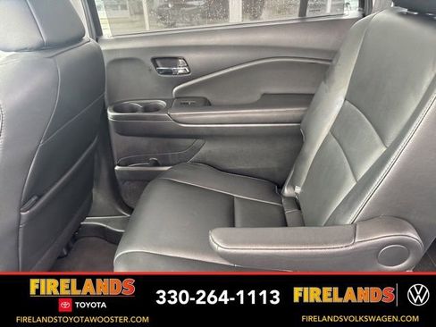 Used 2019 Honda Pilot Touring image 42