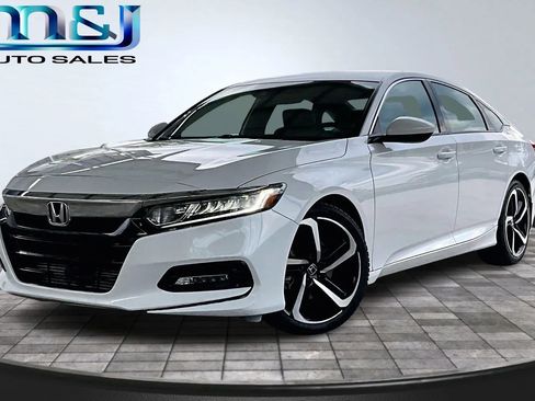 Used 2018 Honda Accord Sport image 1
