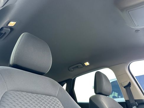 Used 2020 Ford Escape SE image 20