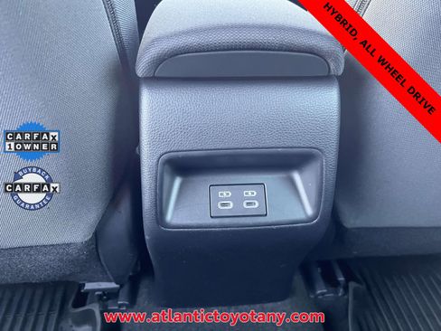 Used 2025 Toyota Corolla LE image 18