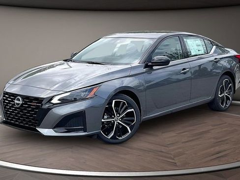 New 2026 Nissan Altima 2.5 SR image 1