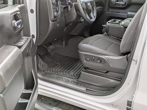 Used 2024 Chevrolet Silverado 1500 Custom AWD/4WD image 38