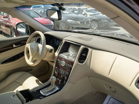 Used 2014 INFINITI QX50 Journey w/ Premium Package image 12