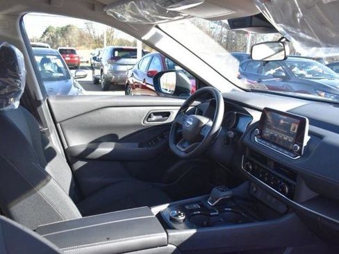 Certified 2025 Nissan Rogue S AWD/4WD image 28