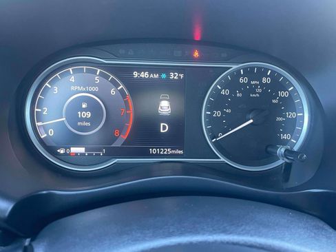 Used 2020 Nissan Kicks SR w/ SR Premium Package image 9