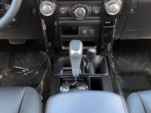Certified 2023 Toyota 4Runner TRD Off-Road Premium w/ Moonroof Package AWD/4WD image 19