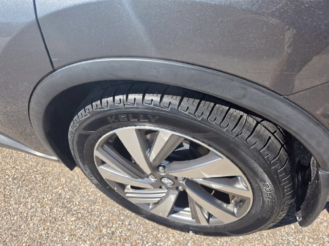 Used 2019 Nissan Murano SL w/ Cargo Package FWD image 10