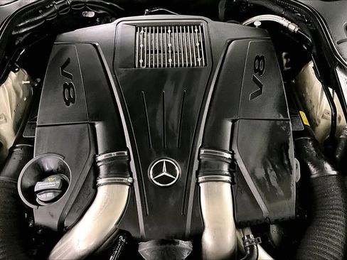 Used 2017 Mercedes-Benz S 550 4MATIC Sedan image 31