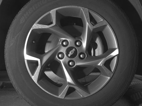 Used 2025 Chevrolet Trax LT image 13