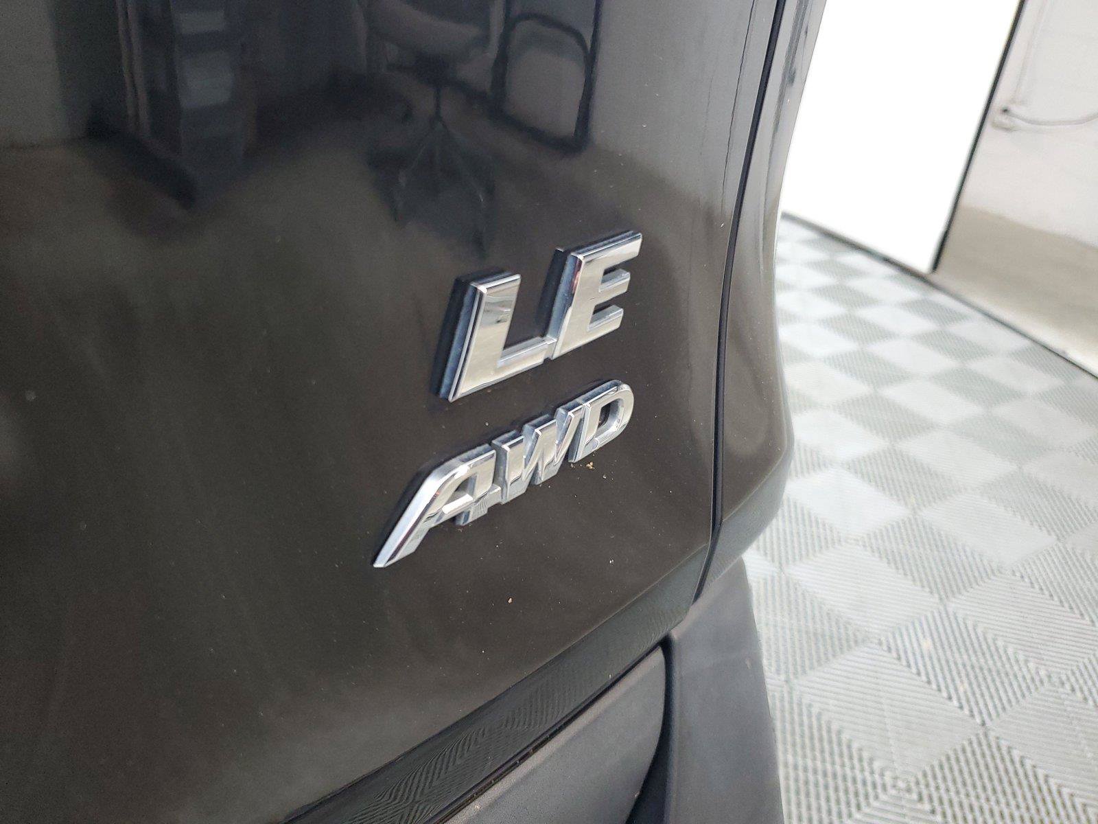 Used 2019 Toyota RAV4 LE w/ All Weather Liner Package AWD/4WD image 8