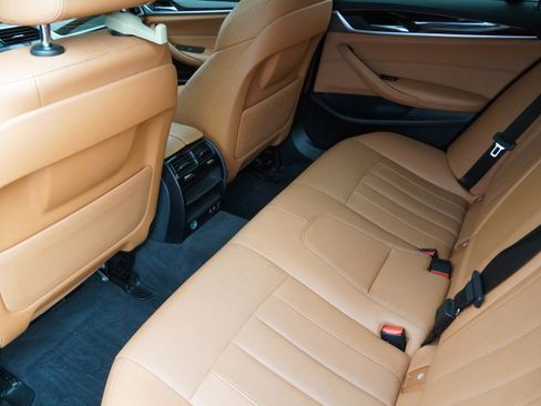 Certified 2023 BMW 530i w/ M Sport Package image 35