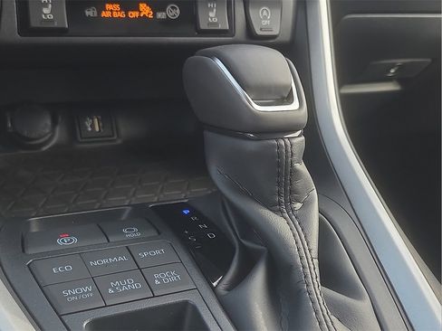 New 2025 Toyota RAV4 XLE Premium image 26