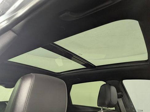 Used 2022 Cadillac XT5 Premium Luxury image 24