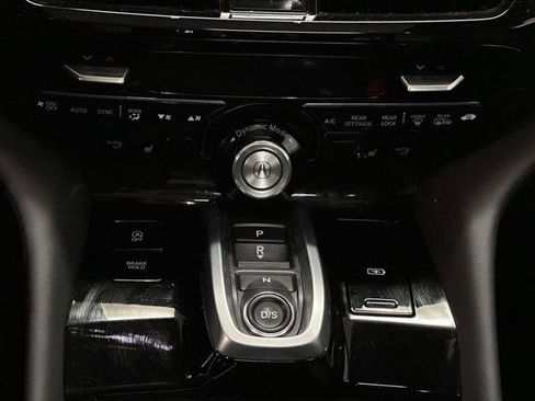 Used 2023 Acura MDX SH-AWD w/ Technology Package image 18