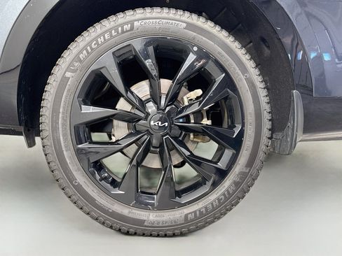 Used 2023 Kia Sorento SX AWD/4WD image 34