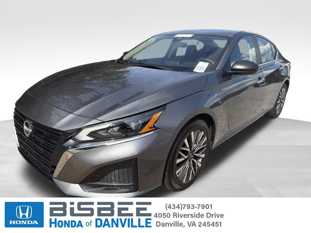 Used 2025 Nissan Altima 2.5 SV FWD 360° Tour
