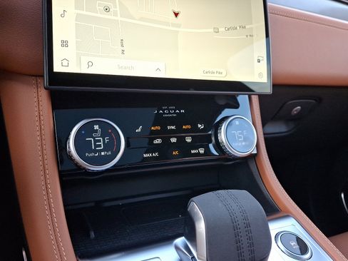 New 2026 Jaguar F-PACE R-Dynamic S image 14