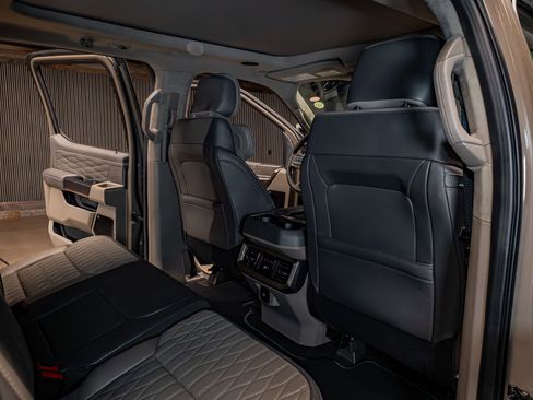 Used 2026 Ford F350 Platinum w/ Platinum Plus Package image 26