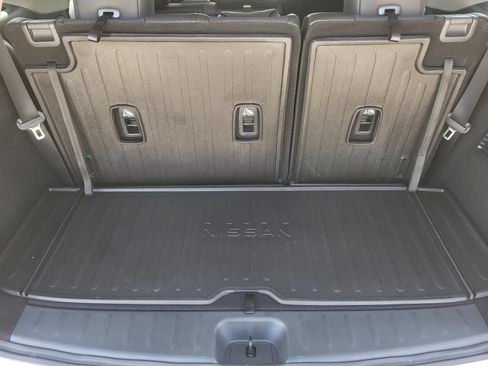 Used 2025 Nissan Pathfinder Platinum w/ Cargo Package FWD image 15