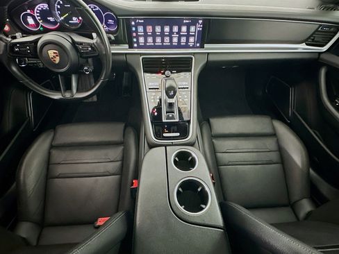 Used 2023 Porsche Panamera 4 Platinum Edition image 19