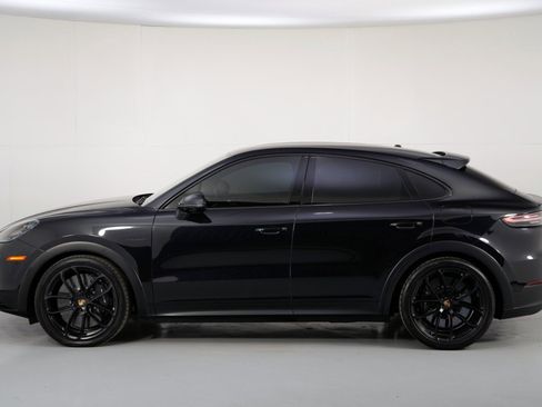 Used 2022 Porsche Cayenne Turbo S image 53