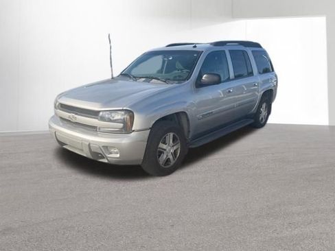 Used 2004 Chevrolet TrailBlazer 4WD w/ LT Package 1 image 1