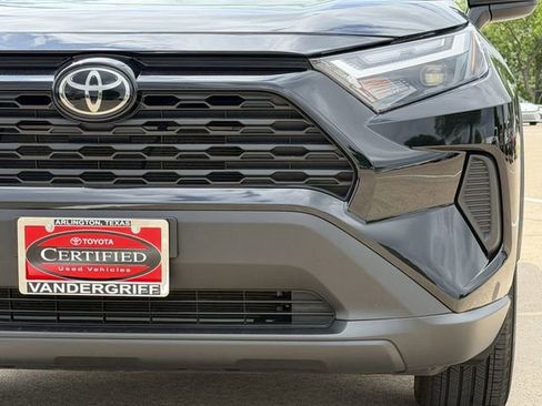 Certified 2025 Toyota RAV4 LE image 9
