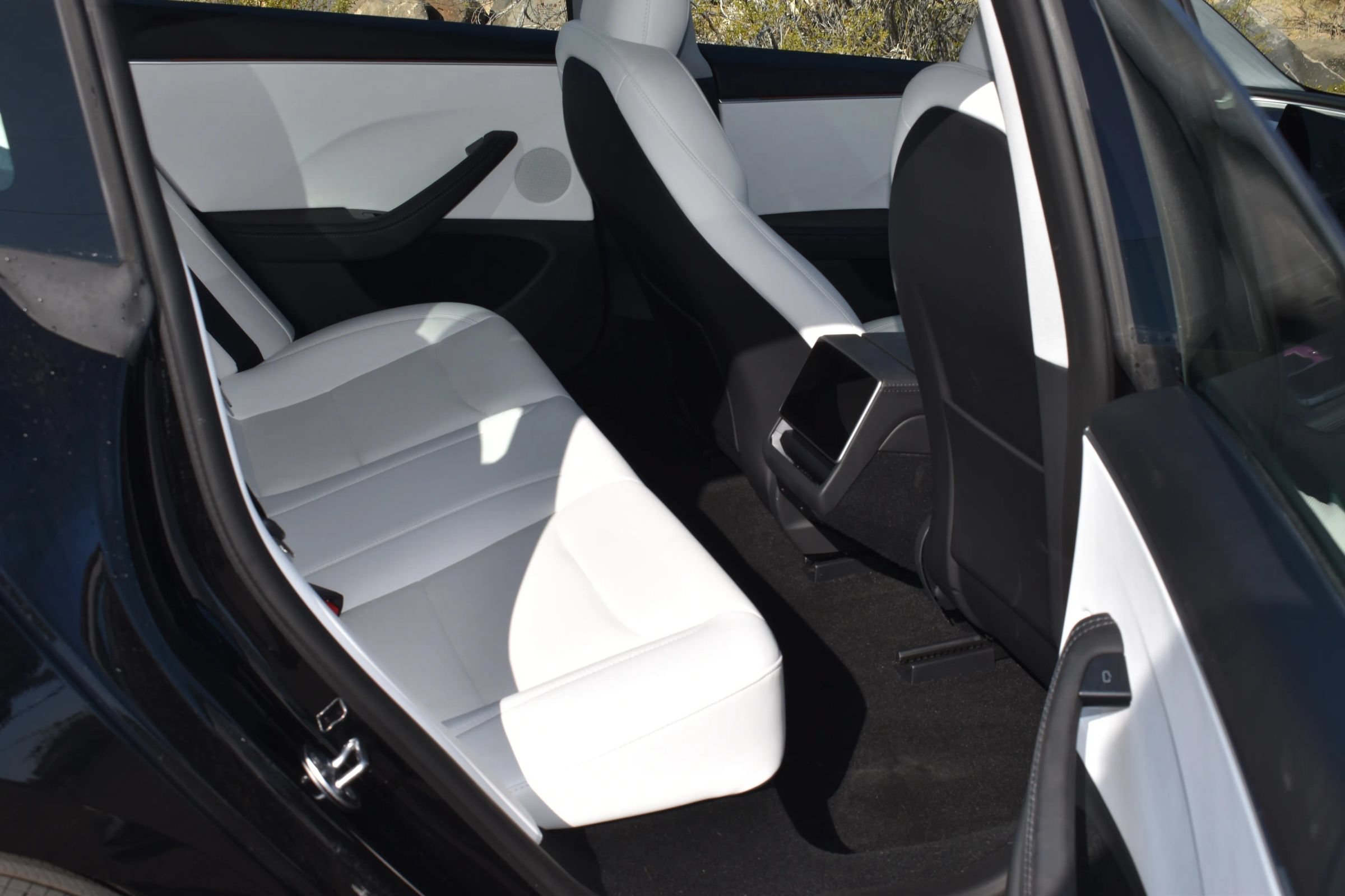 Used 2024 Tesla Model 3 Long Range AWD/4WD image 10