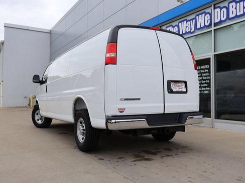 New 2026 Chevrolet Express 3500 Extended w/ Driver Convenience Package RWD image 29