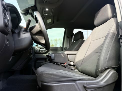 Certified 2020 Chevrolet Silverado 2500 Custom w/ Custom Value Package image 10