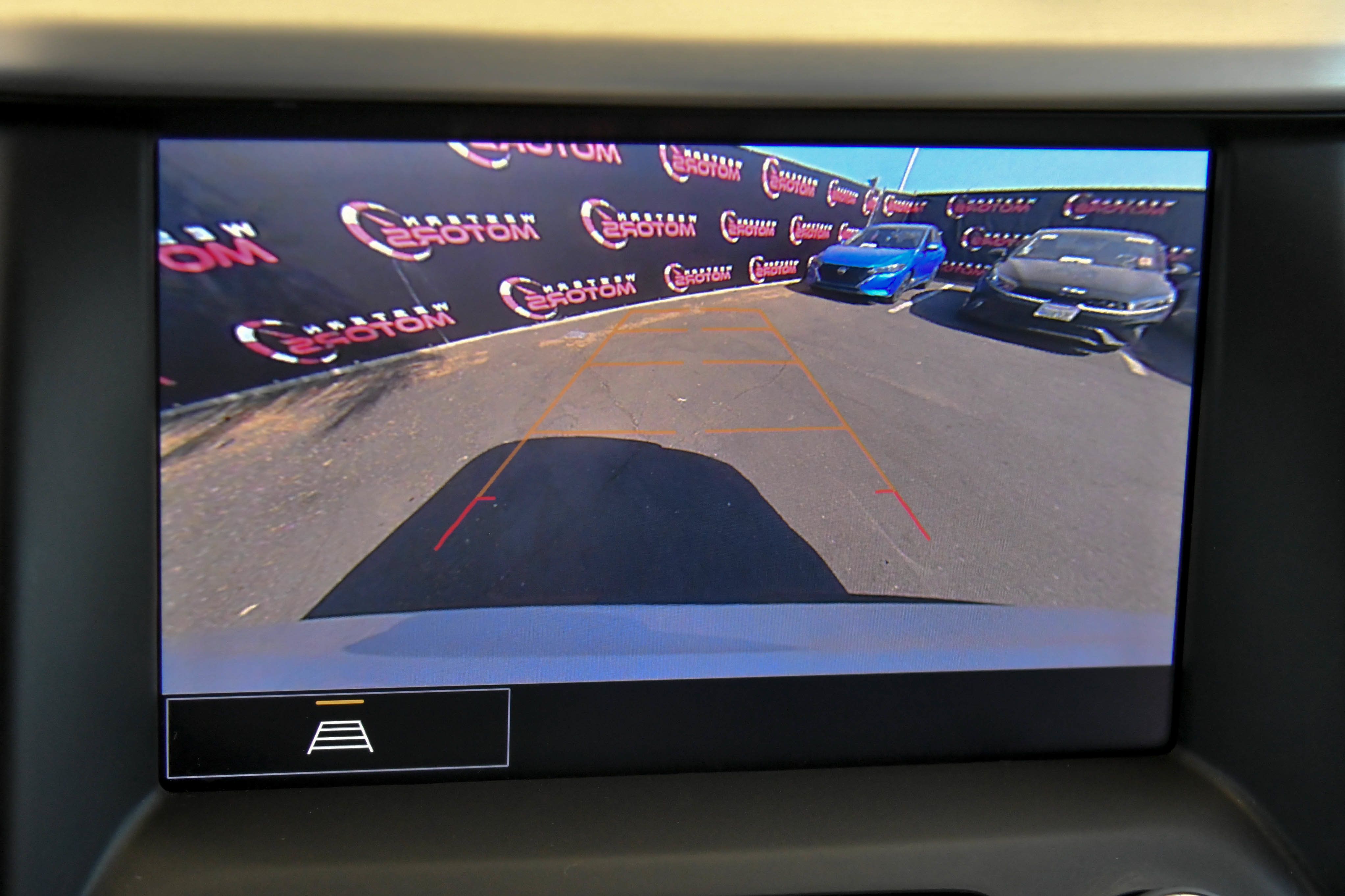 Used 2023 GMC Acadia SLT FWD image 19