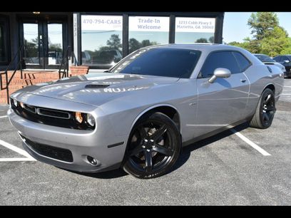 Used 2017 Dodge Challenger R/T w/ Sound Group