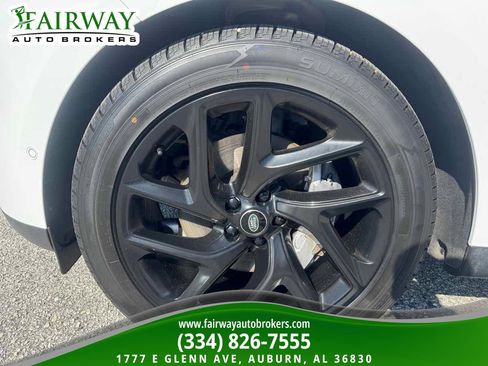 Used 2023 Land Rover Range Rover Sport SE AWD/4WD image 31
