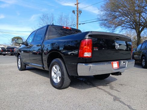 Used 2023 RAM 1500 Classic SLT w/ Trailer & Traction Group image 9