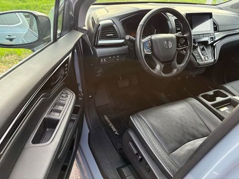 Certified 2024 Honda Odyssey Elite image 5