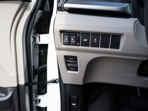 New 2026 Honda Odyssey EX-L image 22