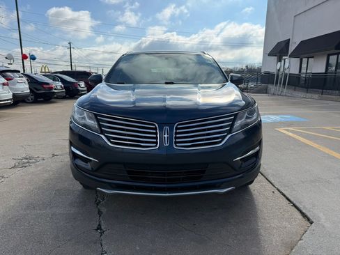Used 2017 Lincoln MKC Premiere image 2
