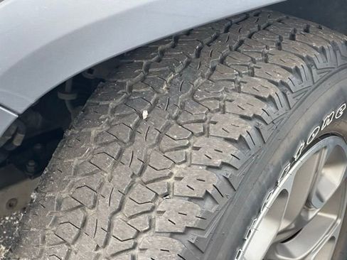 Used 2022 Jeep Cherokee Trailhawk w/ Comfort/Convenience Group image 10