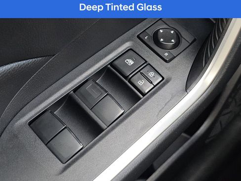 Used 2019 Toyota RAV4 LE image 28