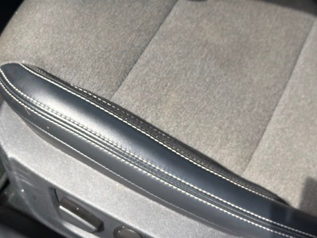 Used 2025 Ford Mustang Coupe RWD image 16