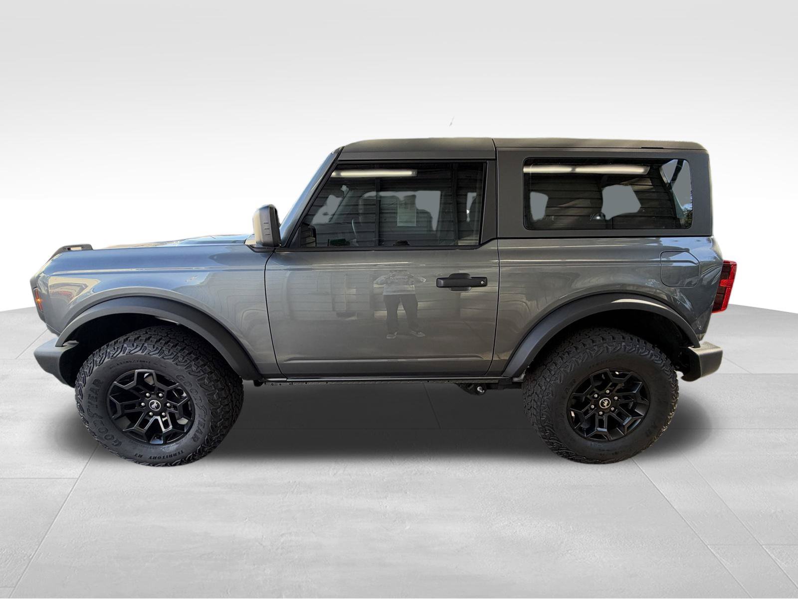 Used 2025 Ford Bronco 2-Door AWD/4WD image 9
