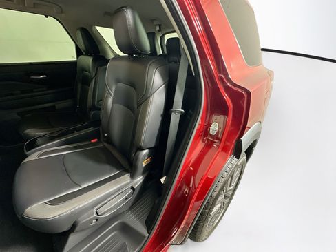 Used 2022 Nissan Pathfinder SL w/ SL Premium Package FWD image 26