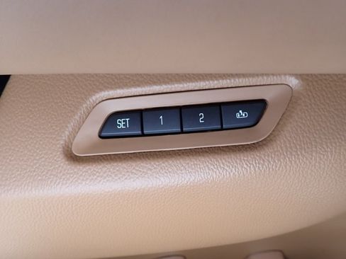 Used 2017 Cadillac Escalade Platinum AWD/4WD image 20