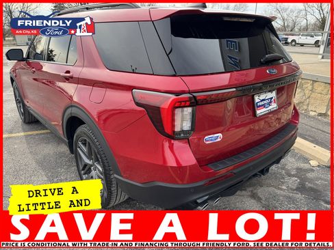 Used 2025 Ford Explorer ST w/ Sun And Sound Package image 3